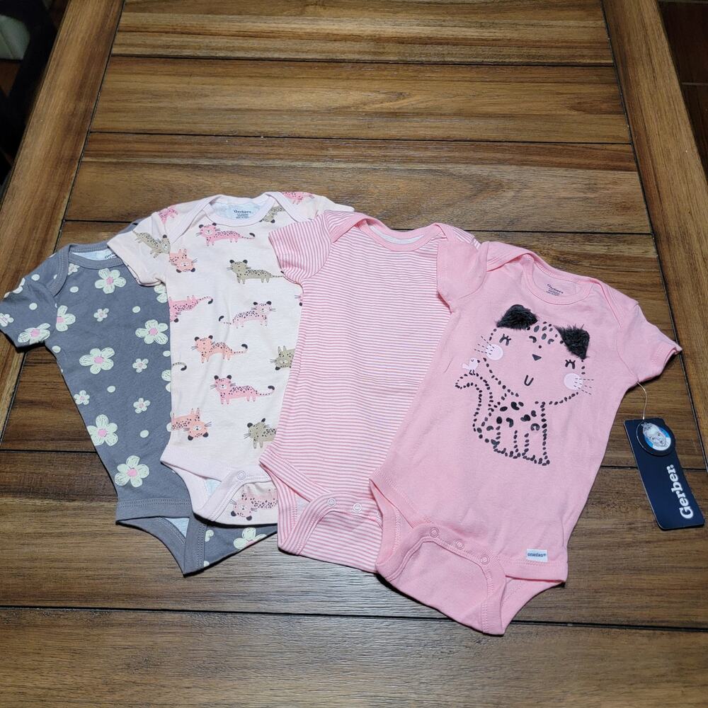 Set of 4 Gerber Infant Girl Onsies Pink Tiger Theme - Size 3-6 months NWT